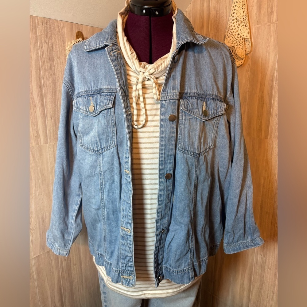 Coldwater Creek Light Blue Jean Denim Top Button Down Jacket